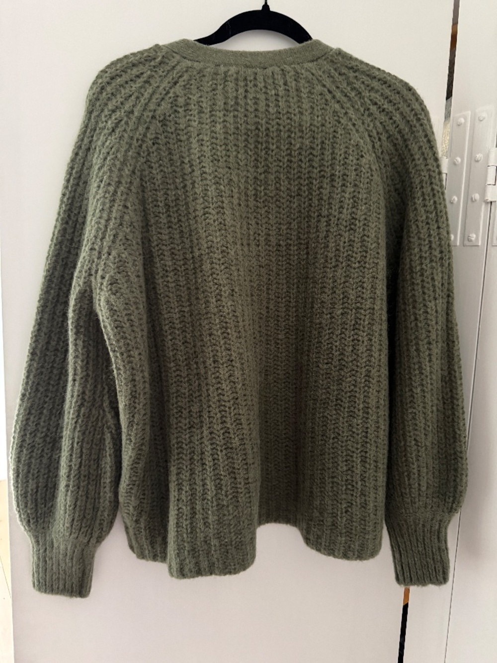 Sézane Basile Cardigan - Picture 3 of 4